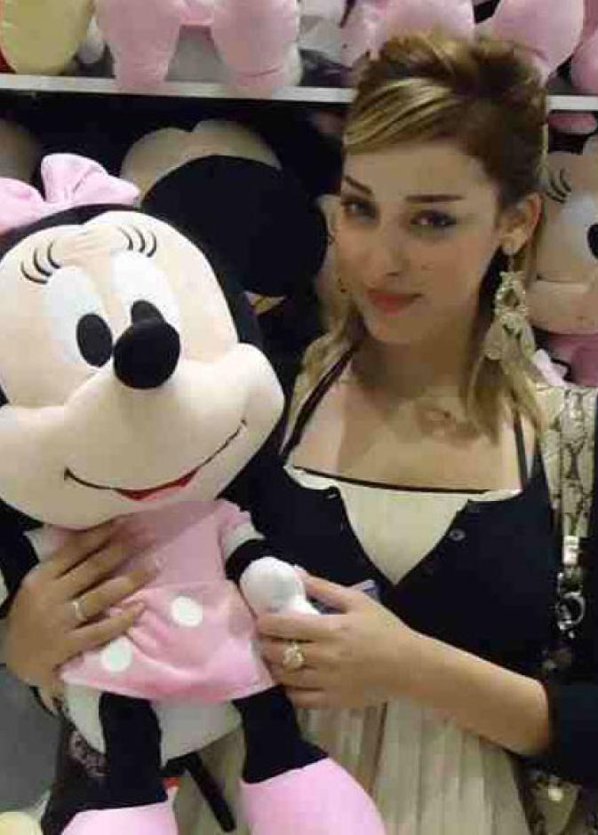 هل يمكنك معرفة لون شعرها الأصلى