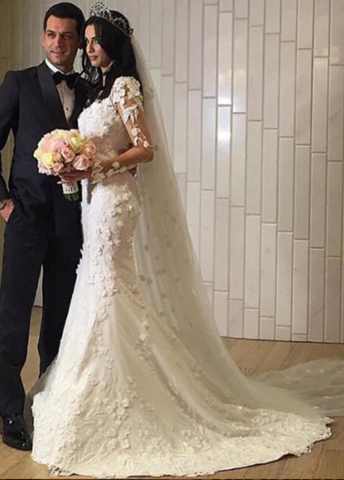 الممثل التركي مراد يلدريم و إيمان الباني