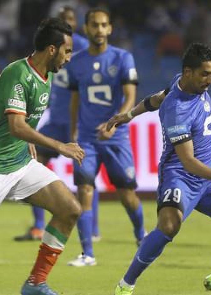 الهلال ينفرد بصدارة الدوري السعودي والاتحاد يهزم الوحدة