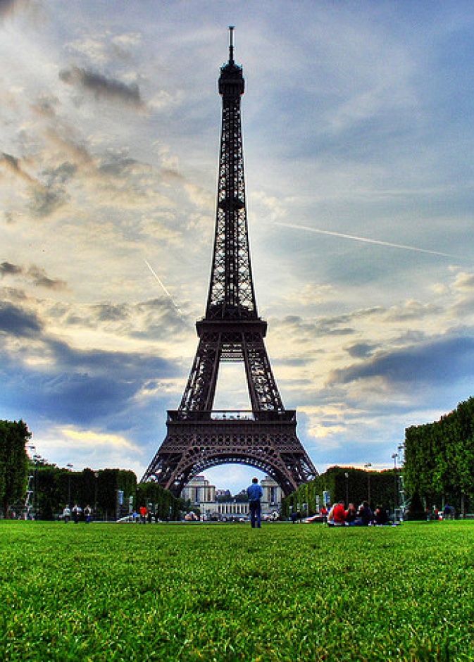 باريس تحتفظ بسحرها