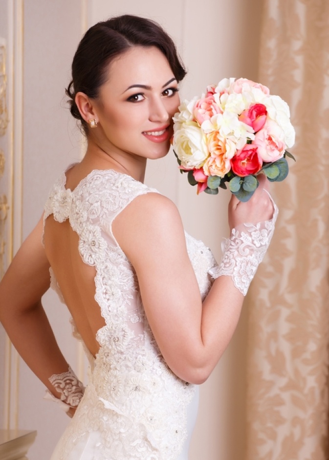 تخلصي من اردافك العريضة قبل العرس لتتألقي بفستانك الابيض