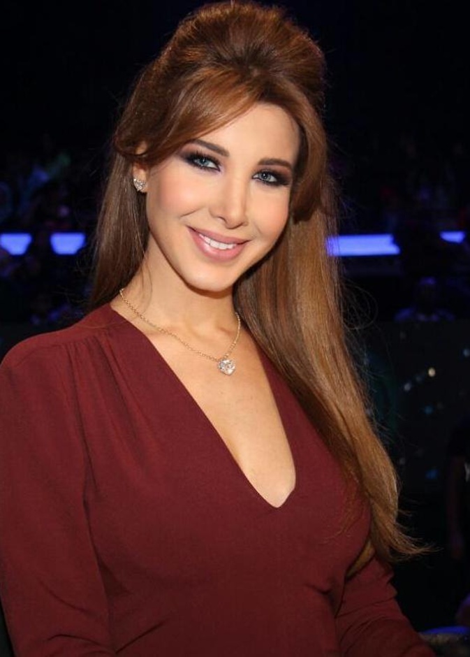 تسريحة ناعمة وسهلة التصفيف