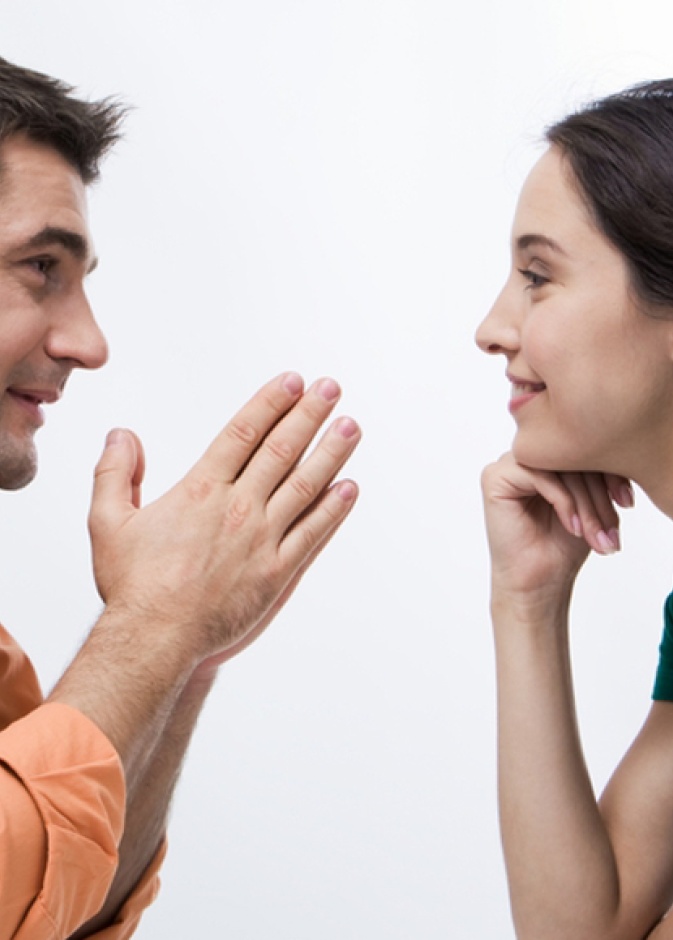 تعلم كيفية الإنصات و الستماع جيدا