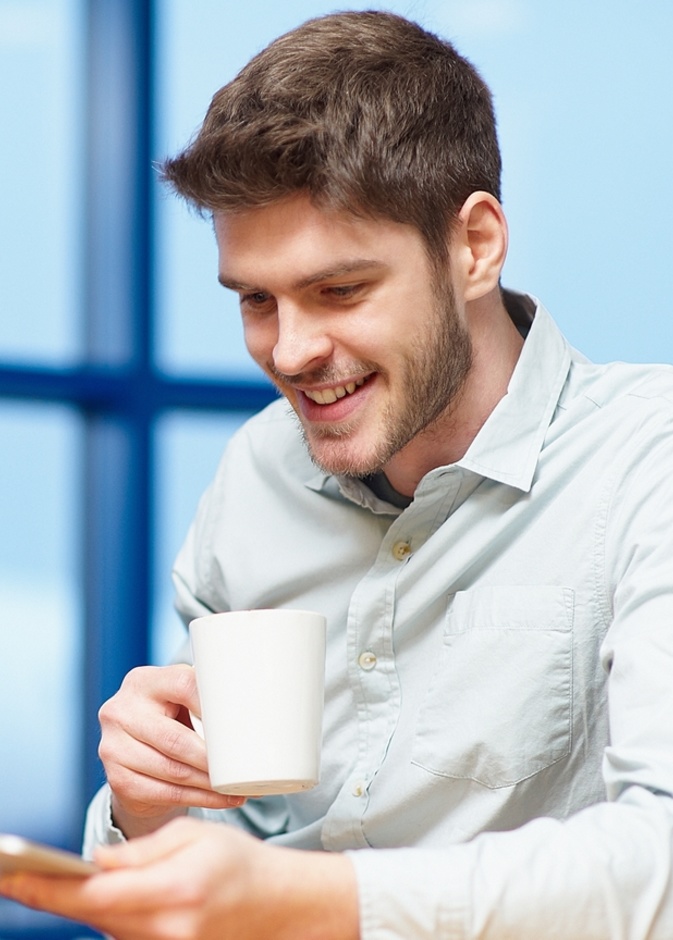 تناول القهوة