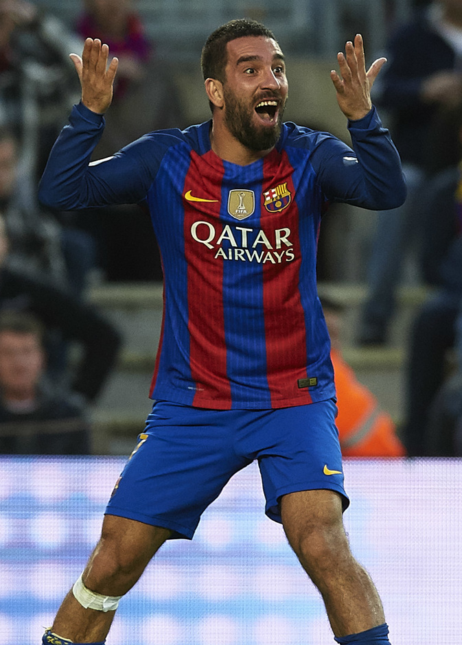 ثلاثية شخصية أولى لـ اردا توران مع برشلونة