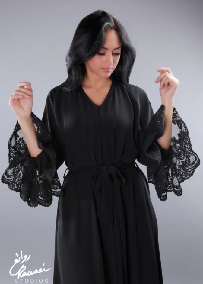 ثوب و عباءة في آن واحد - صولجان