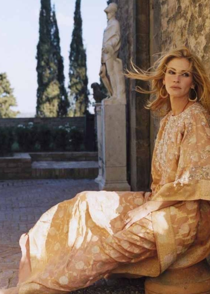 جوليا اجمل نساء الكون