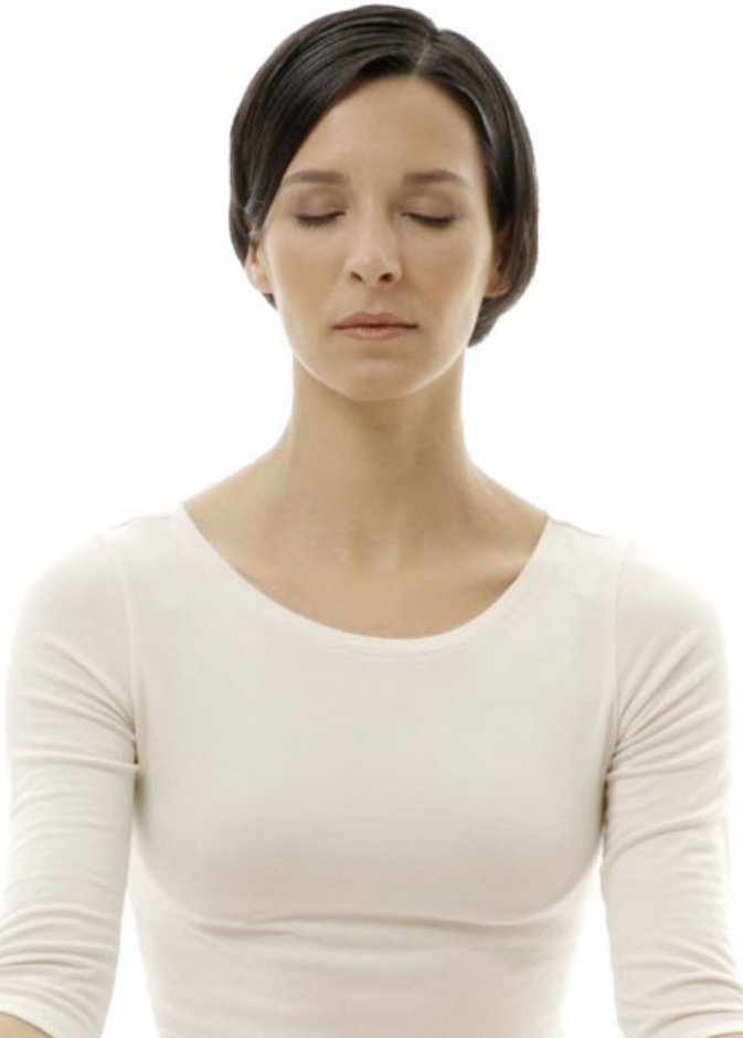 محاولة النوم 8 ساعات يوميا