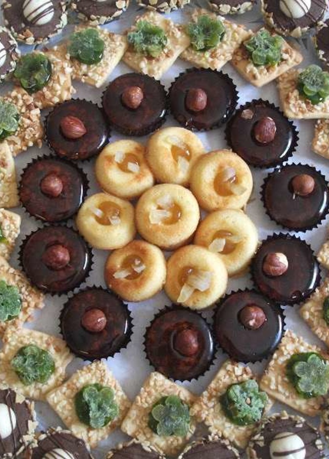 حلويات العيد غنية بالسكريات التي تزيد الوزن