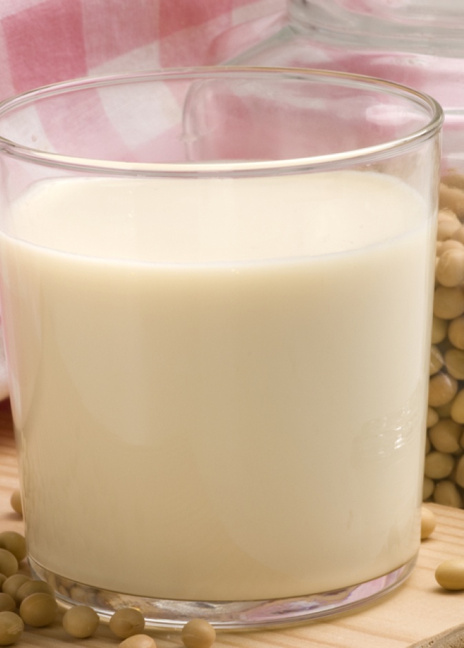 حليب الصويا.