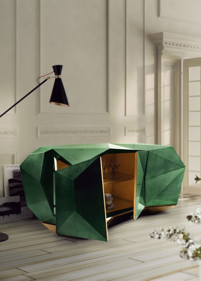 خزانة من Boco Do Lobo باللون الأخضر الزمردي