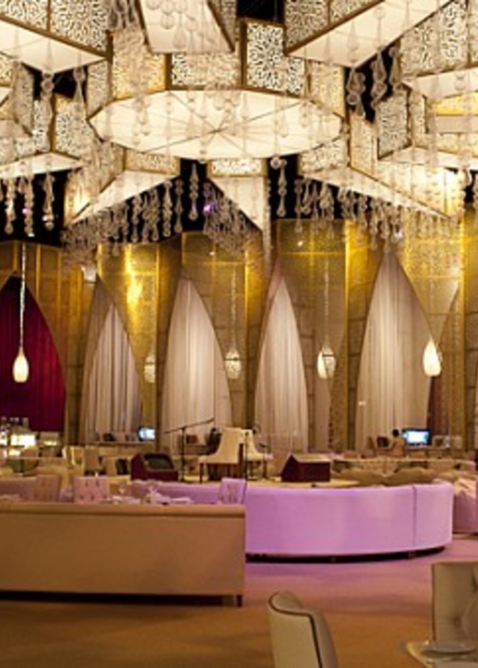 خيمة المجلس في مدينة جميرا Al Majlis Madinat Jumeirah