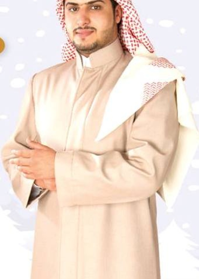 دقلة فرو بلون أخر