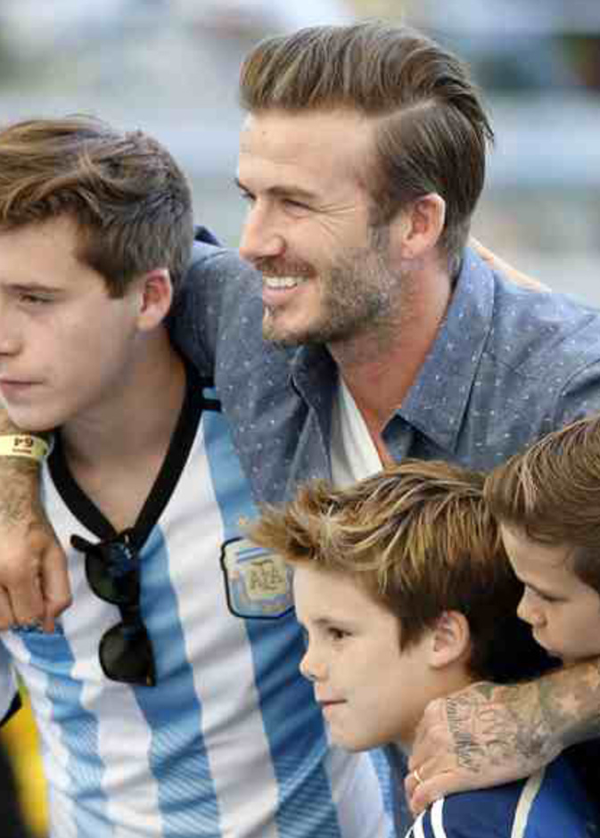 سيارة بيكهام تحطمت