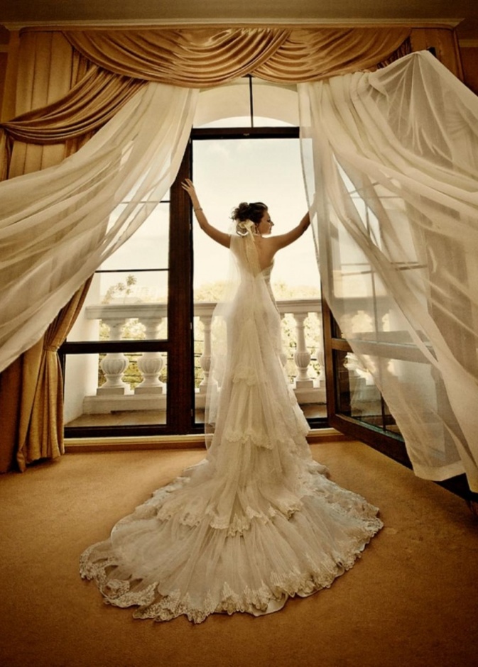 ديكور الستائر لزفاف رومانسي