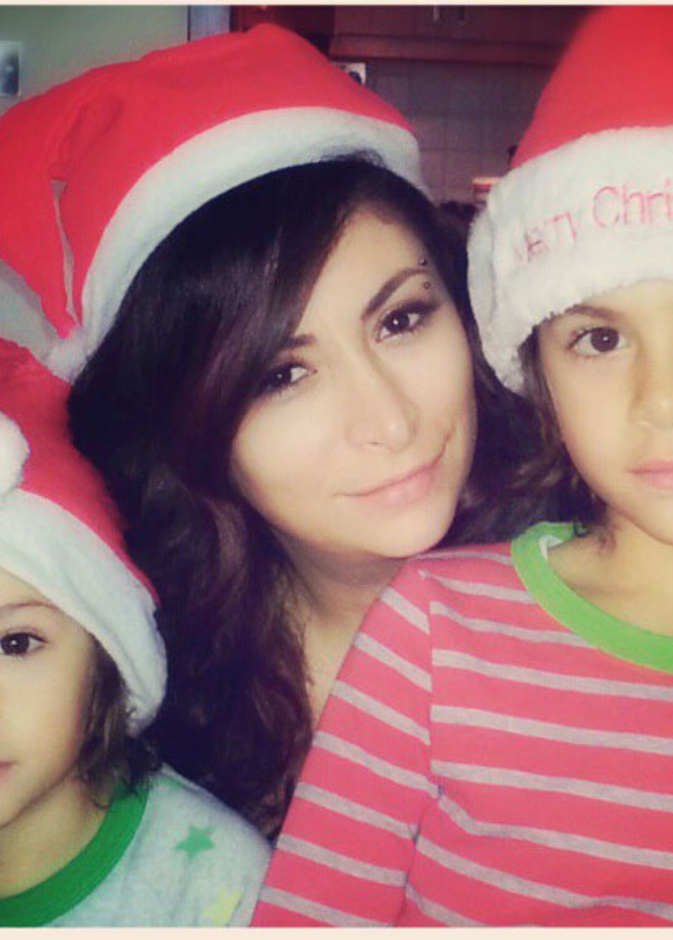 ديمة بياعة تطفئ الشمعة السابعة لابنها فهد