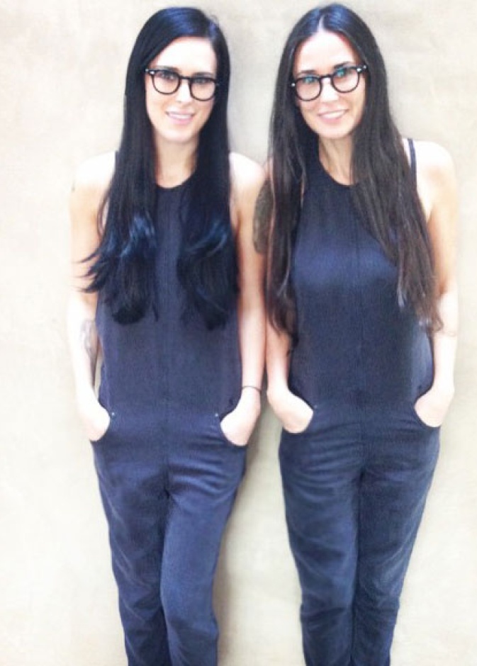 يمي مور تصغر وإبنتها تكبر!