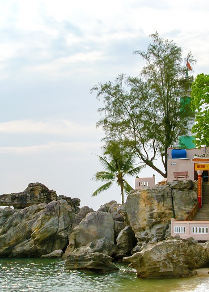 دينه كاو روك  Dinh Cau Rock