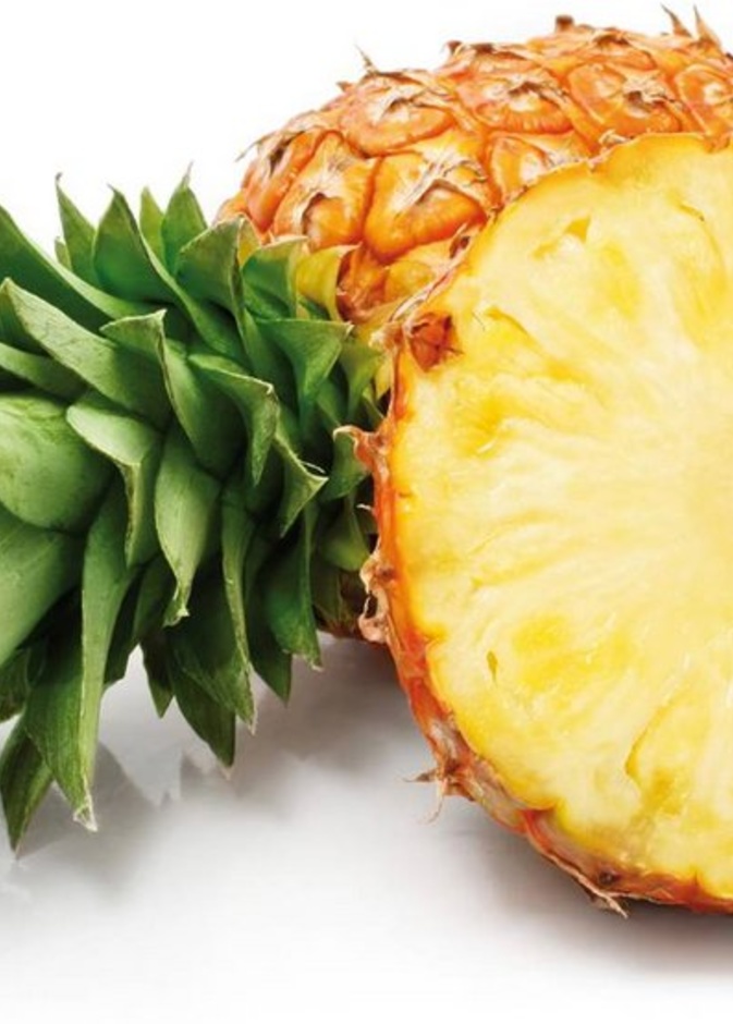 الأناناس الفاكه الوحيدة التي تحتوي على البروميلين الذي يكافح السرطان