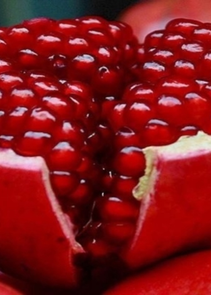  قشر الرمان يساعد على التخلص من السمنة بطريقة صحية