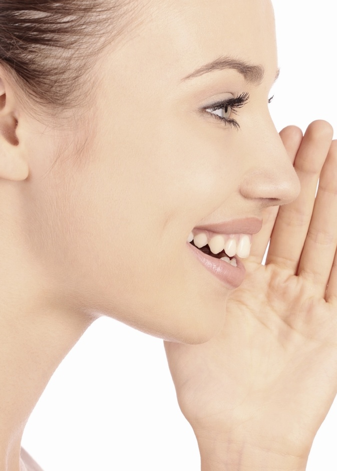  التدخين يؤثر على نبره و نقاء الصوت