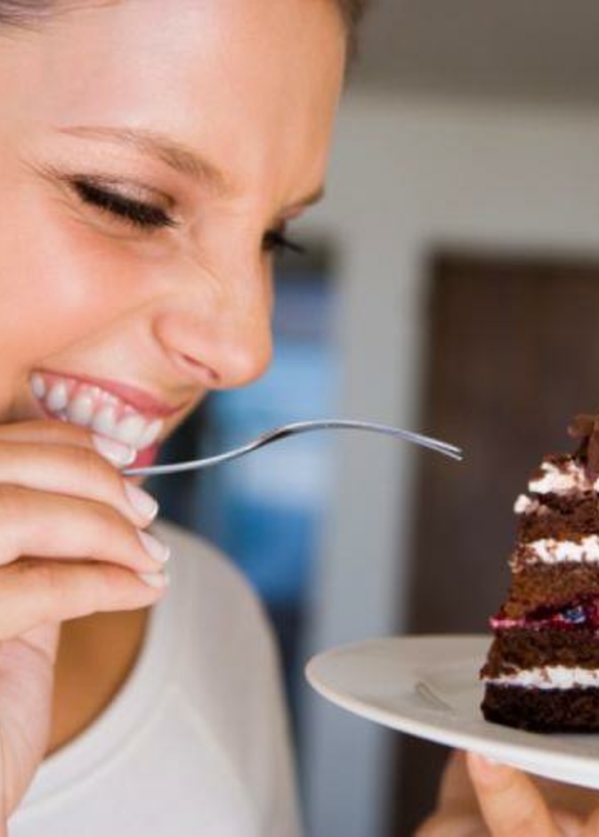 تحديد الكميه يحد من مثره تناول حلويات العيد