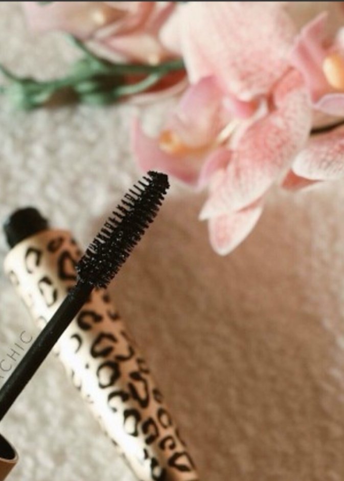 رنا ودروسها عن الماسكارا في اليوتيوب 