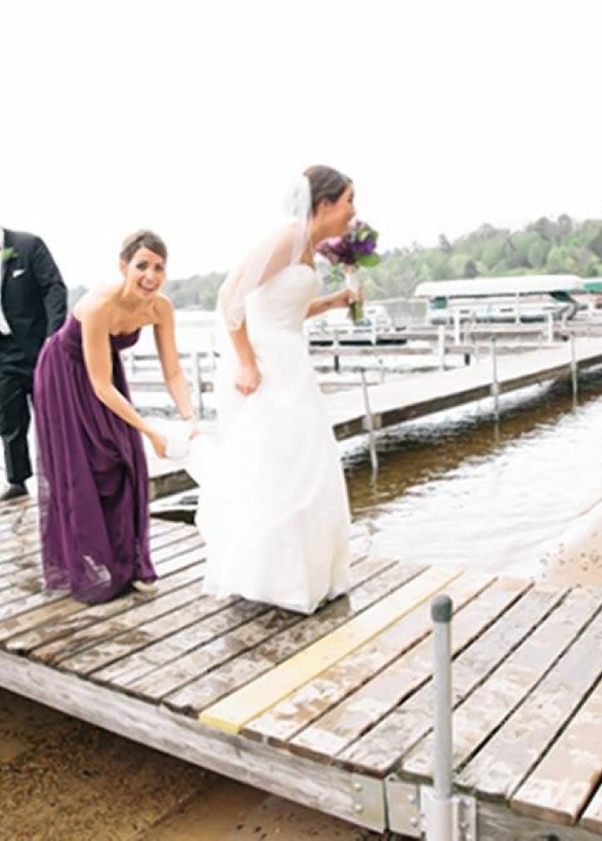 زفاف انتهى بغطسة جماعية