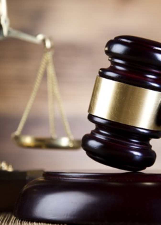 زوج سعودي يعض زوجته 