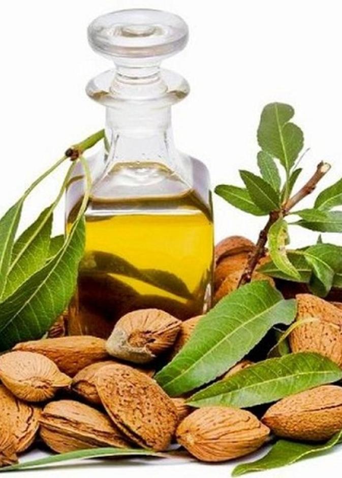 زيت اللوز - خلطات للبشرة الجافة
