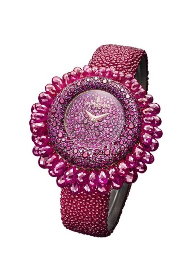 ساعة من دي غريسوغونو