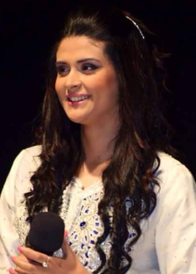 سلمى,,وضحكة من القلب