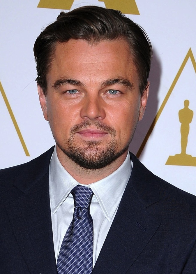 سيارات الاسعاف باشرت حادث ليوناردو دي كابريو Leonardo DiCaprio