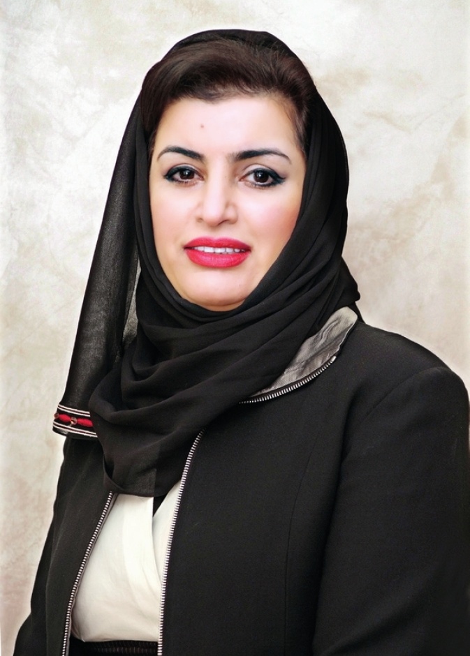 سيدة الأعمال القطرية عائشة الفردان