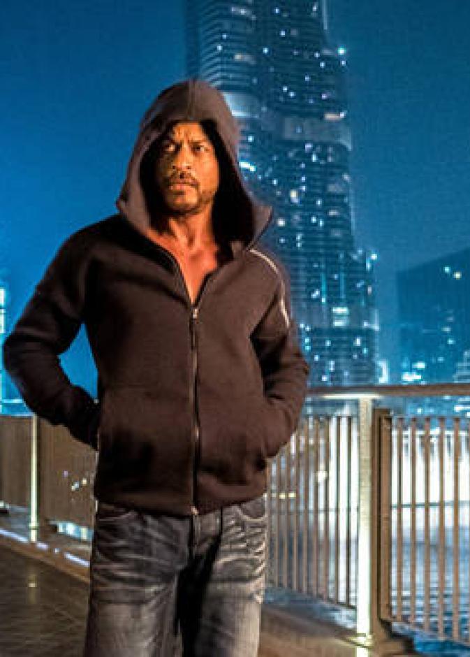 شاروخان يقدم إعلانا بديعا يروج للسياحة في دبي