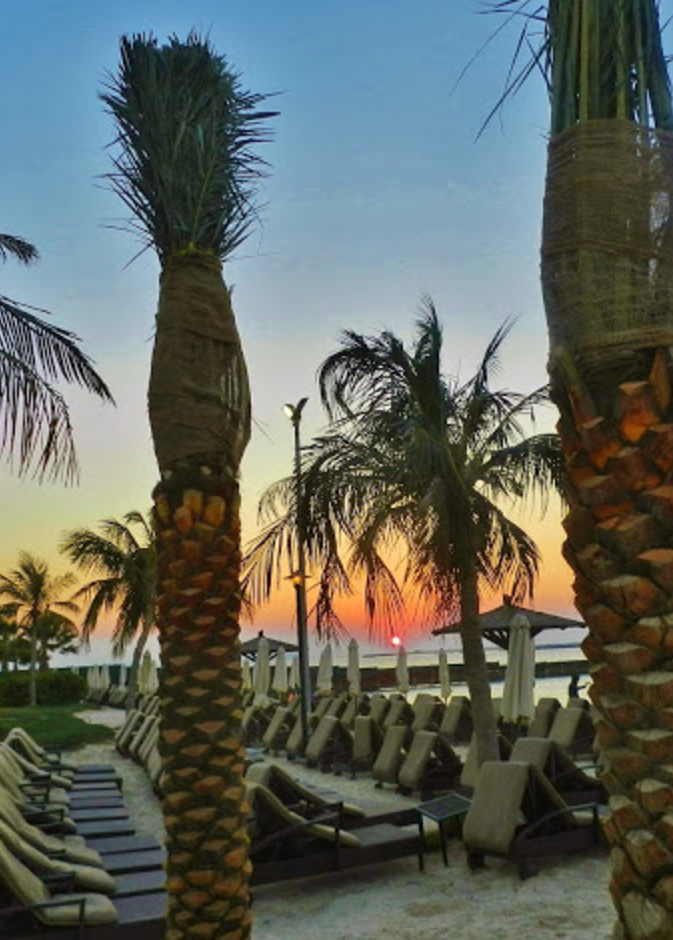  شاطئ نادي دبي للسيدات