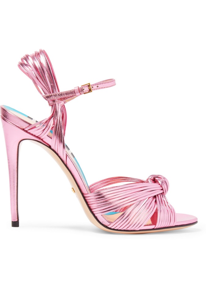 صندل زهري ميتاليك بتصميم جذاب من GUCCI