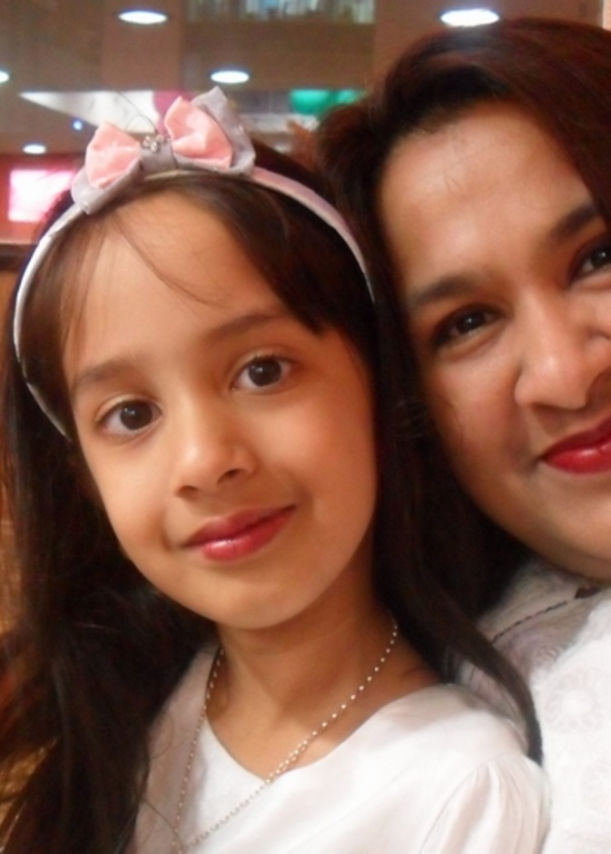 سيدات كسرنَ سرطان الثدي بالإرادة