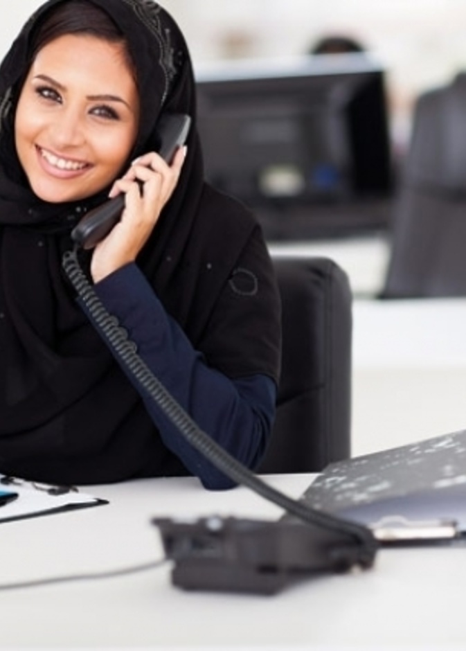 السعوديات يخضن مجال "الكهرباء" لأول مرة