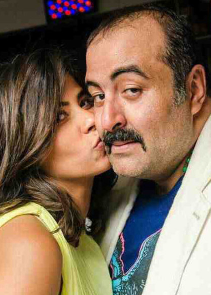  صورة جديدة نشرتها روبى برفقة زوجها