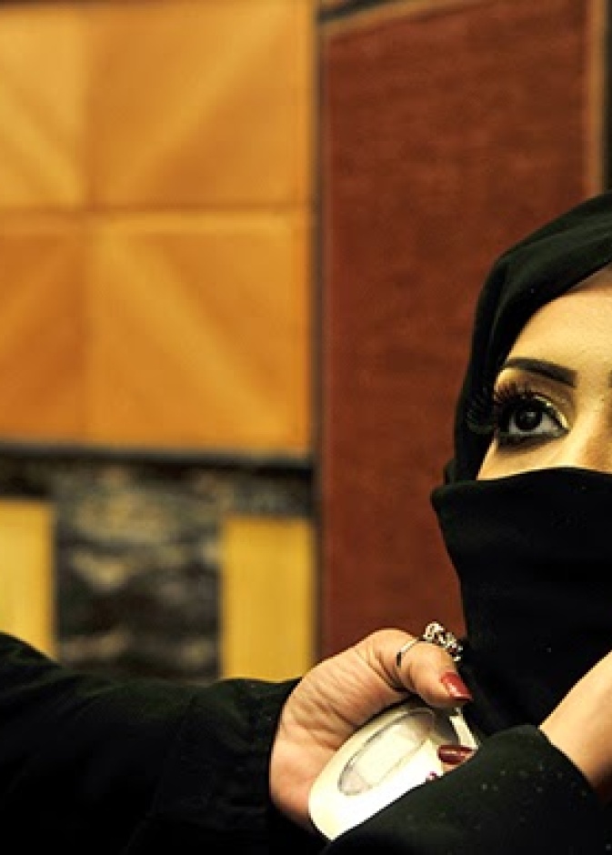 سعودية تطلق أول مشغل تجميلي في "صحراء حائل"  