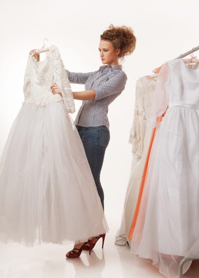 ضعي اختيار فستان الزفاف في اخر خانة في قائمة التجهيز