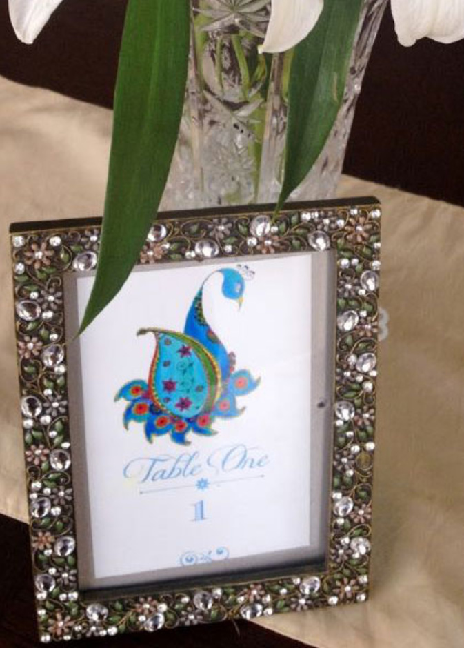 ترقيم طاولات الزفاف