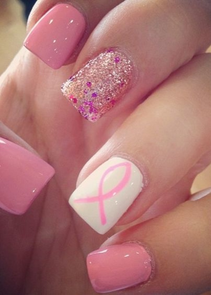 طبقي المناكير الوردية والمميزة مع علامة الوقاية من سرطان الثدي