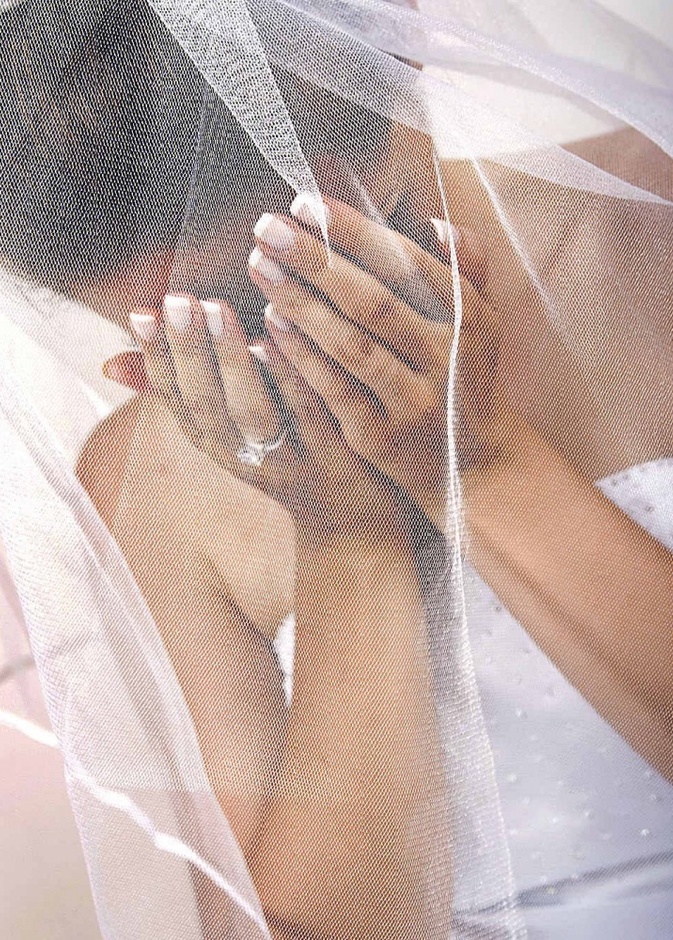 عروس يمنية تزف إلى غير عريسها! 