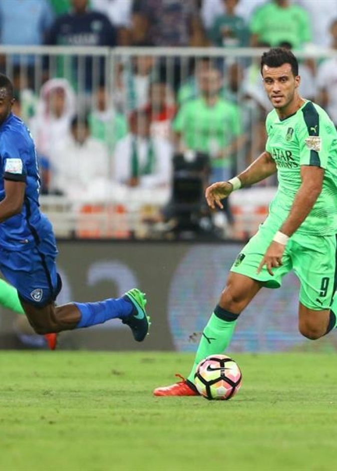 عزز فريق الهلال صدارته للدوري السعودي للمحترفين دوري جميل