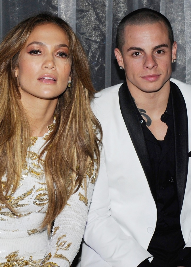علاقة متوترة بين جنيفر لوبيز  Jennifer Lopez  وكاسبر سمارت  Casper Smart