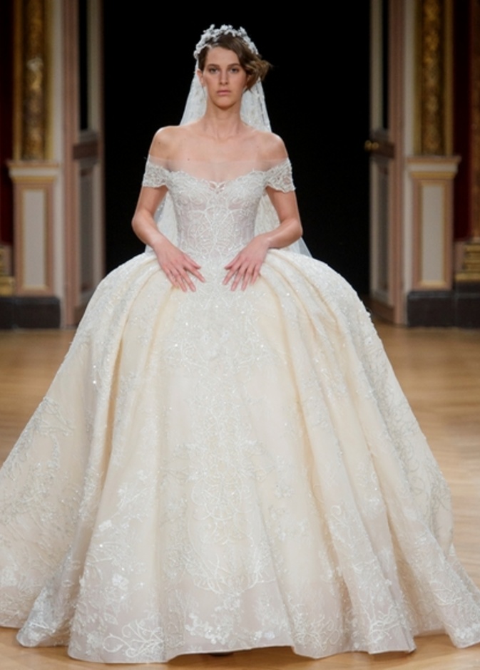 فستان زفاف المصمم اللبناني زياد نكد