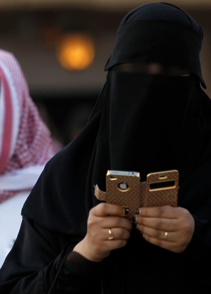  في كل مكان الهاتف الذكي هو الرفيق
