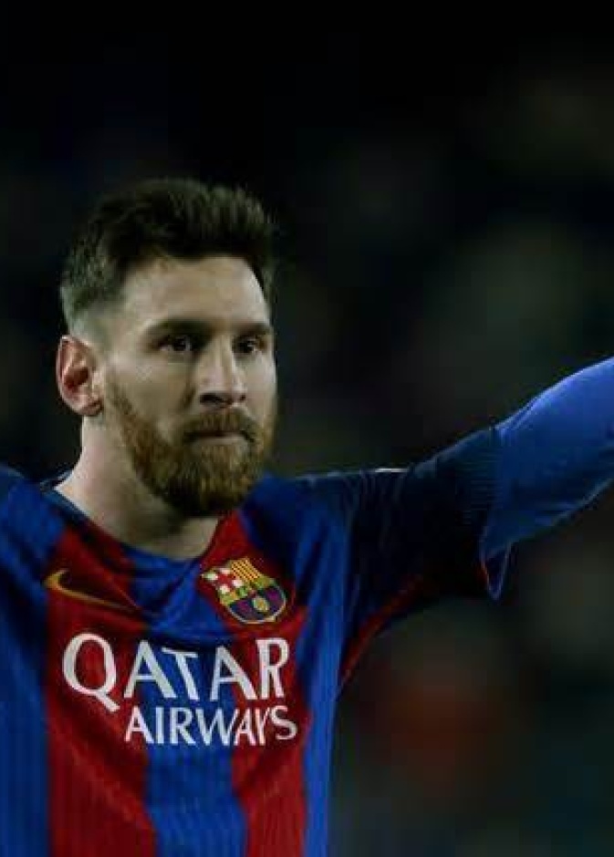 ميسي ينقذ برشلونة أمام فياريال بتسديدة مذهلة